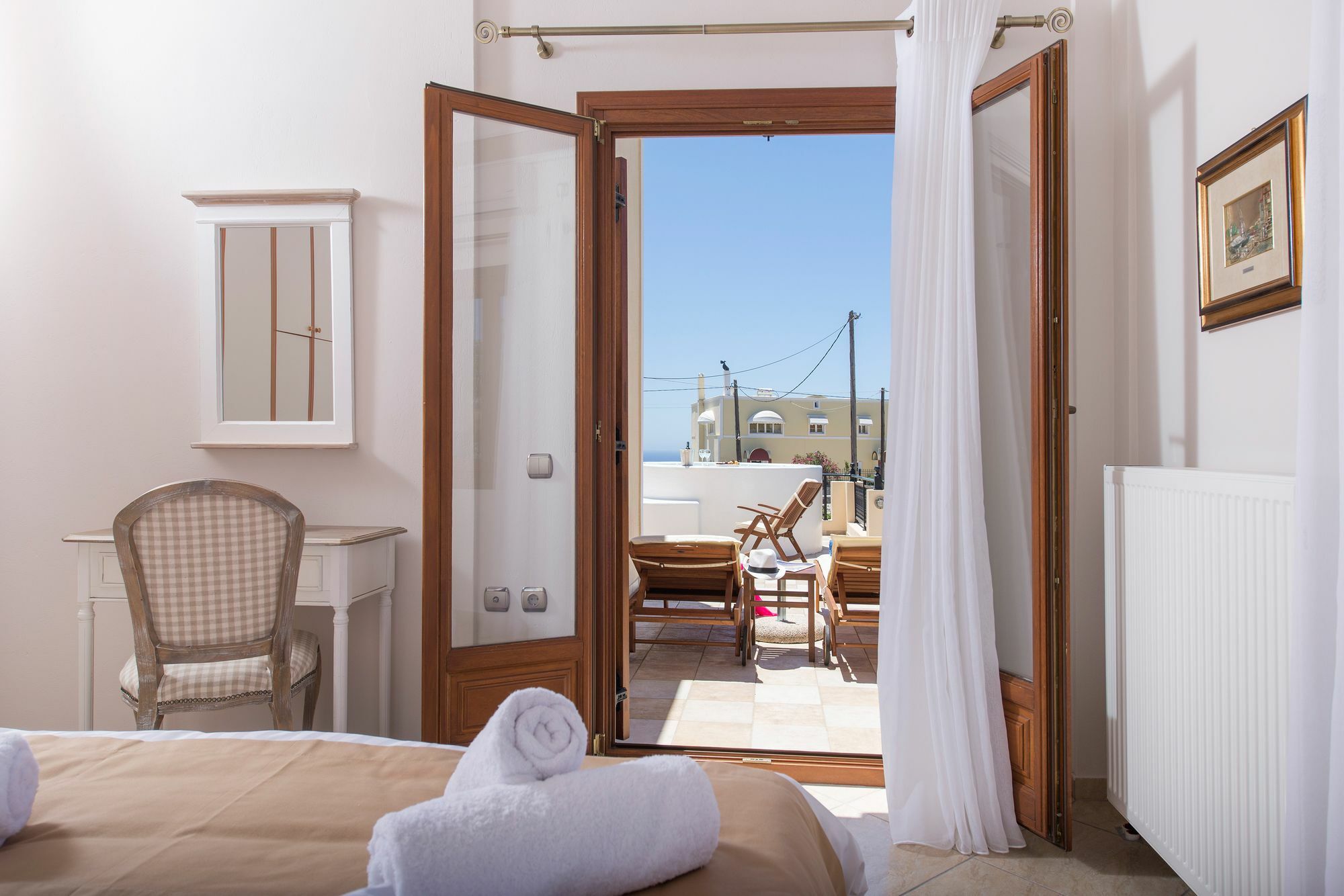 Vineyard Exclusive Suites Akrotírion Dış mekan fotoğraf
