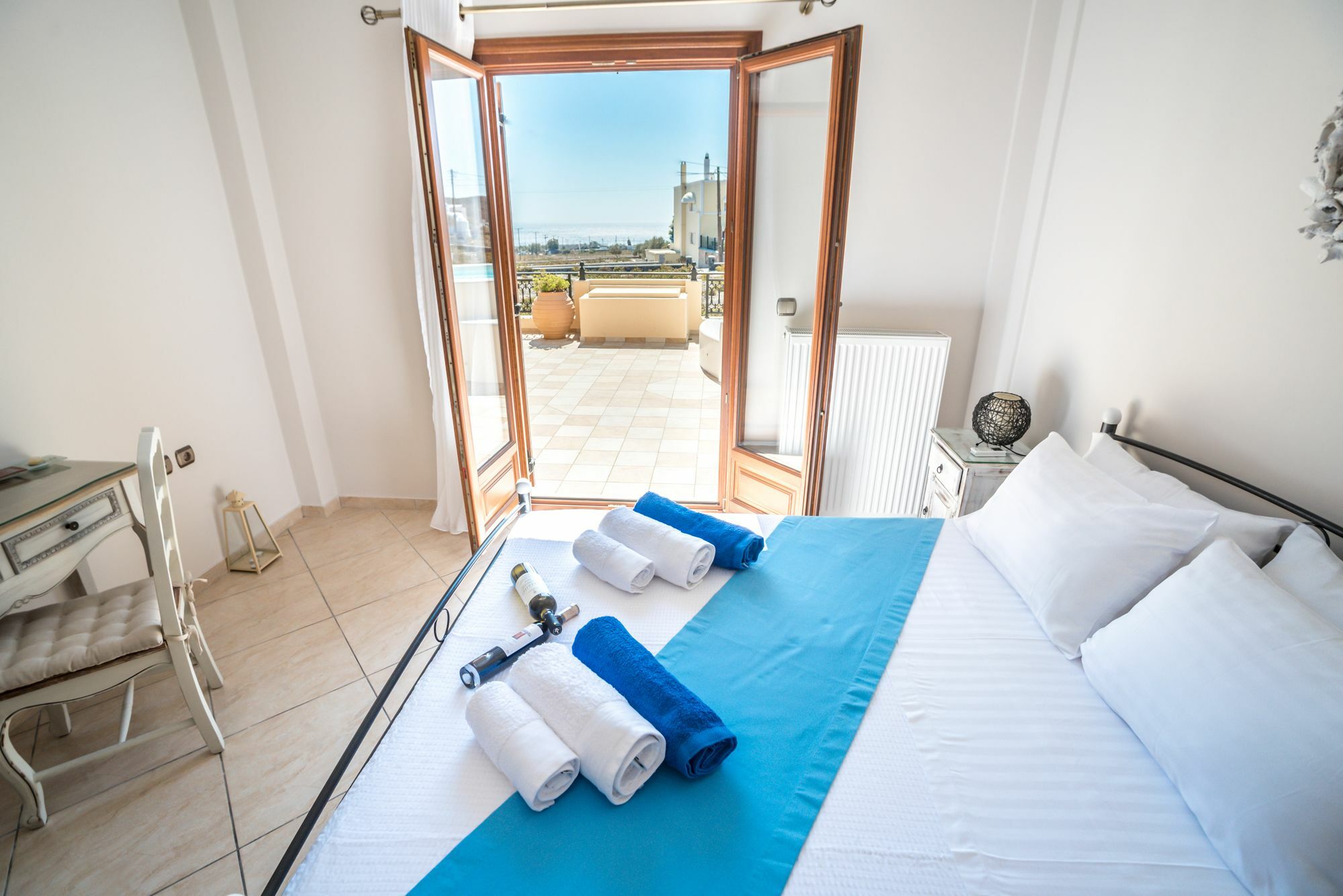 Vineyard Exclusive Suites Akrotírion Dış mekan fotoğraf