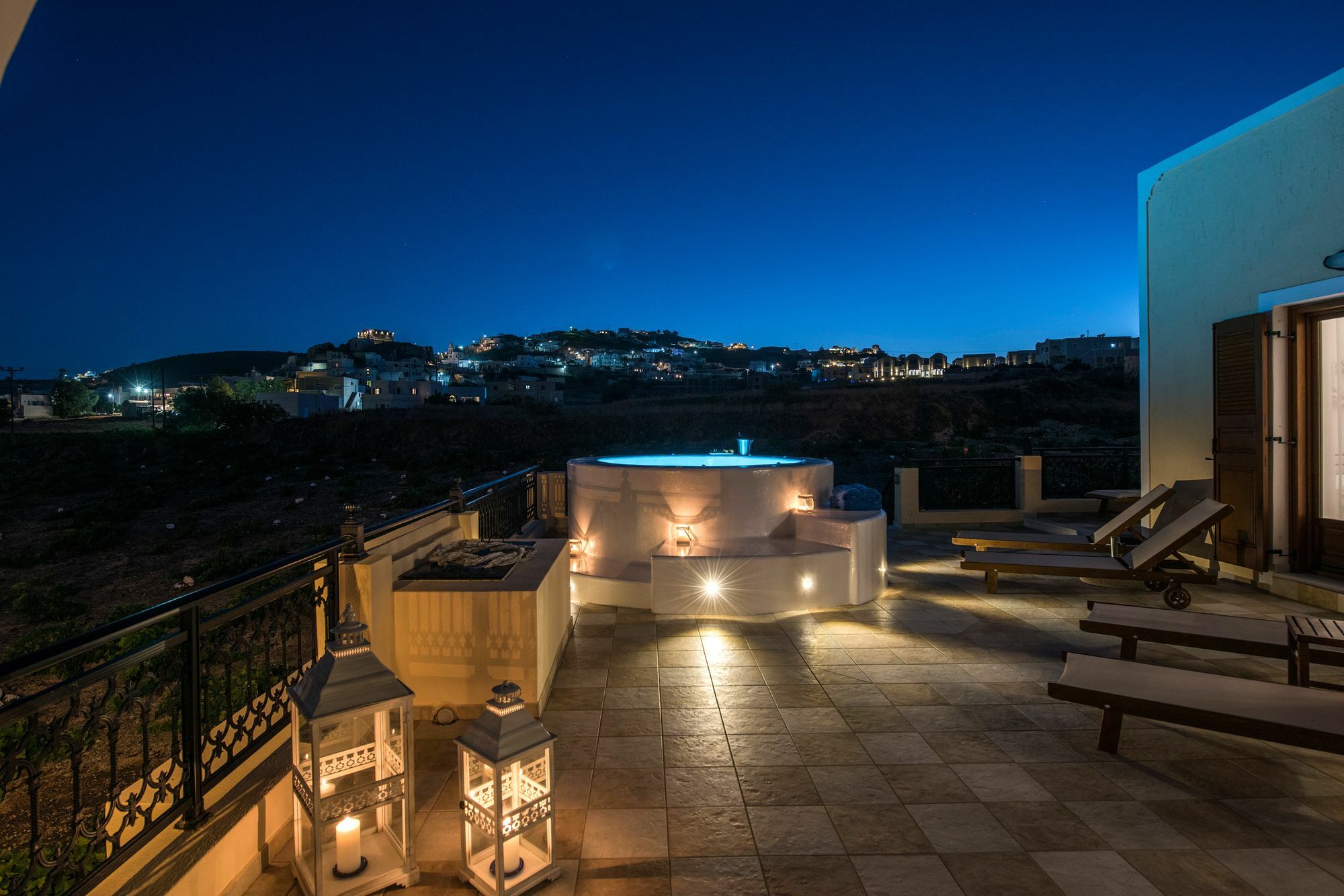 Vineyard Exclusive Suites Akrotírion Dış mekan fotoğraf