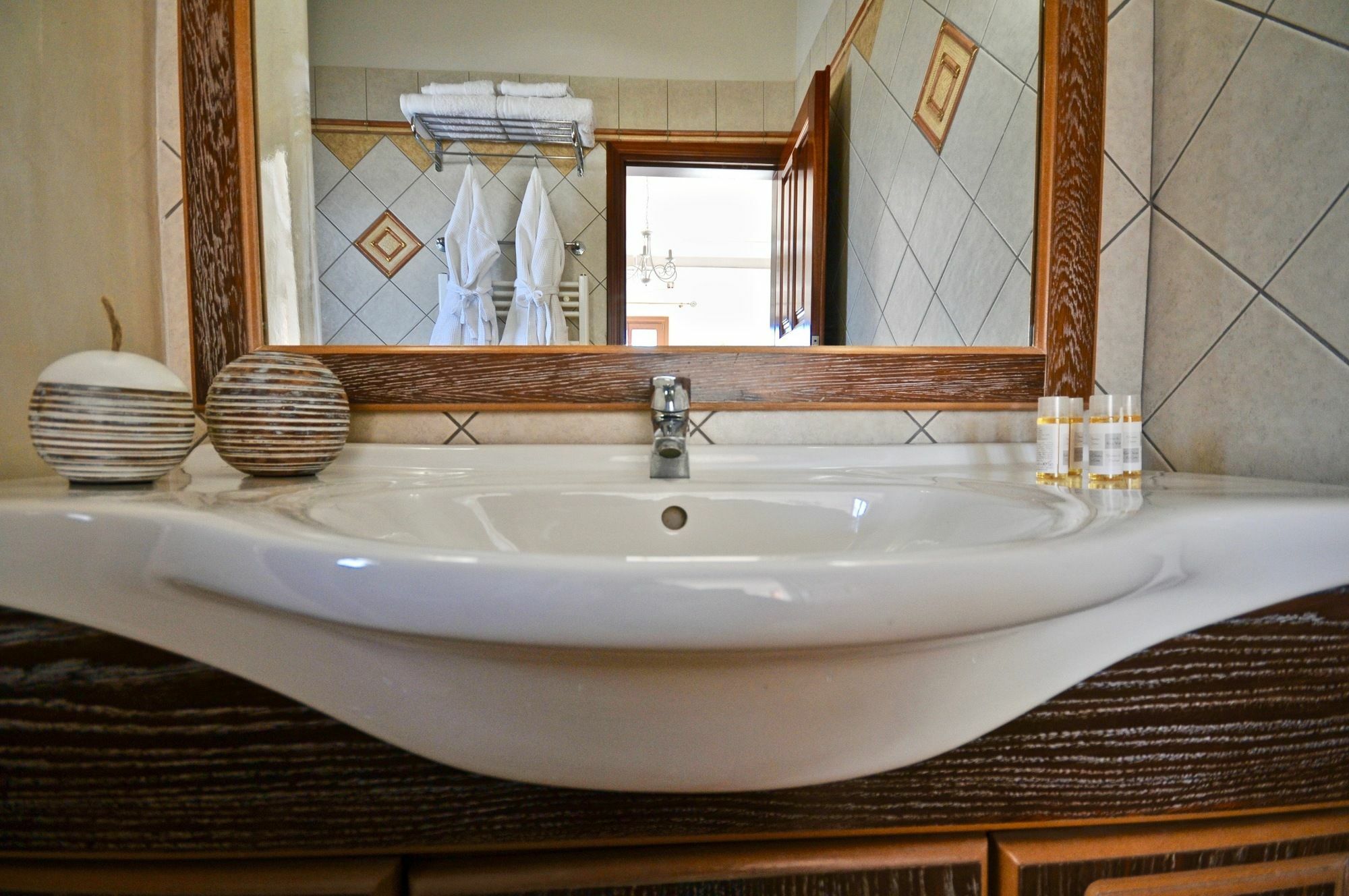 Vineyard Exclusive Suites Akrotírion Dış mekan fotoğraf